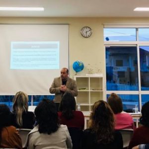 Dirigentes da ANEIS em conferência no St.Paul`s School
